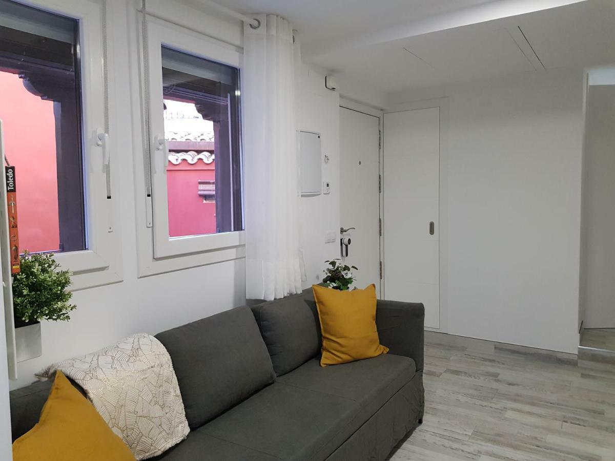 Apartamentos Suenos De Toledo Buitenkant foto